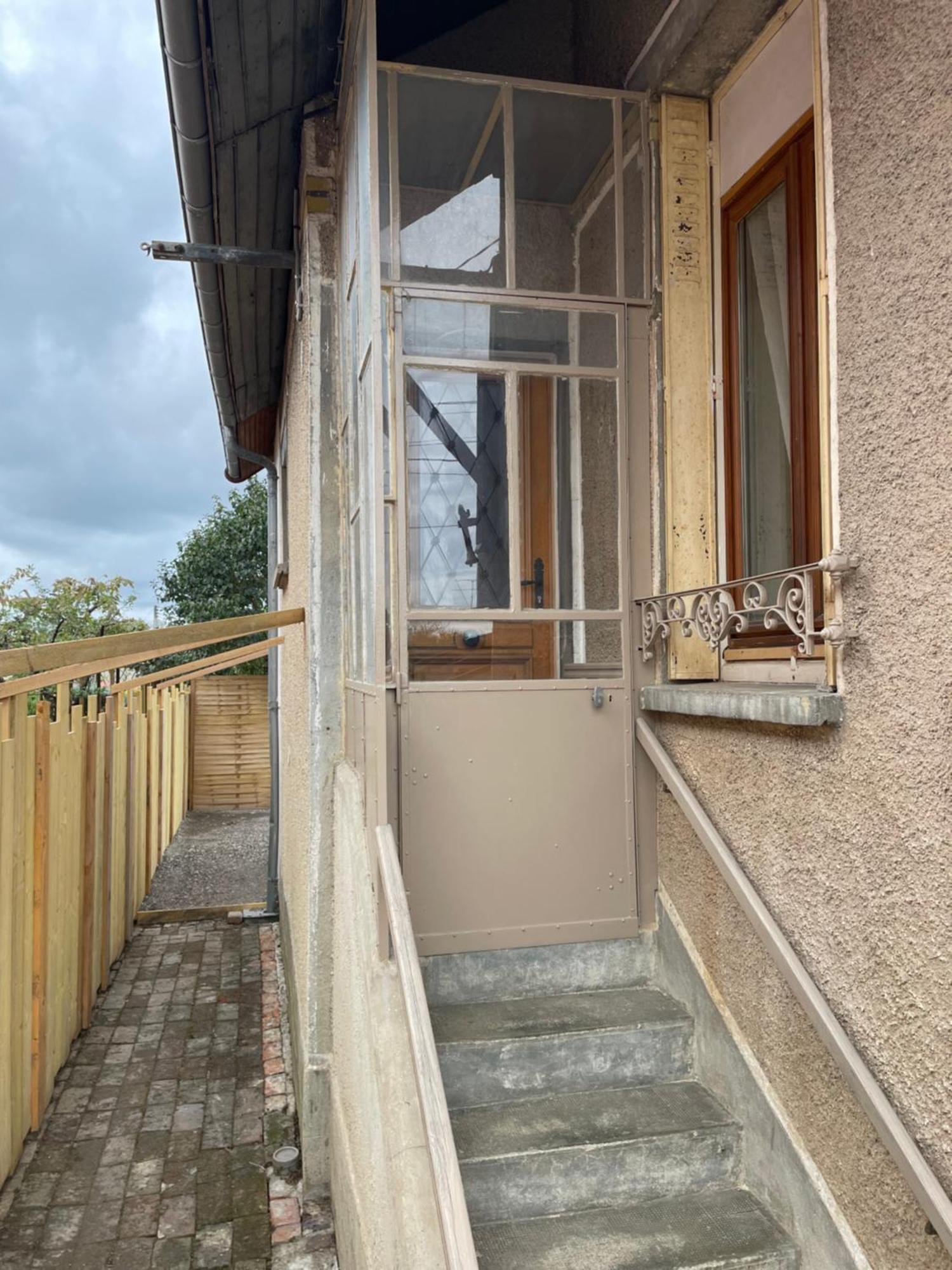 Вілла Chaleureuse Saint-Julien-les-Villas Екстер'єр фото